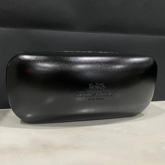 Coach FULL INCLUSION  NWT full fit signature sunglasses $183 - Picture 7 of 9